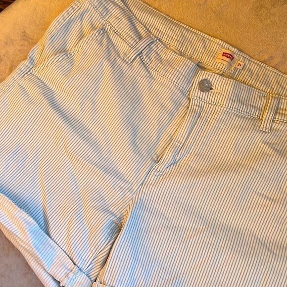 Levi's Pants - Levi’s Blue *Railroad Striped* Cuffed Jean Shorts Sz 31